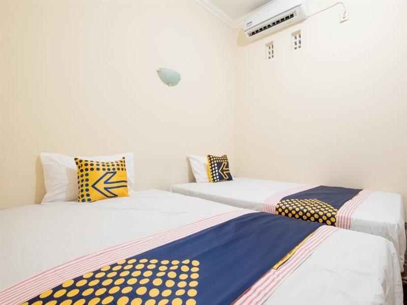 สปอต ออน 2419 รูมะฮ์ นูกราฮา โฮเต็ล ชาเรียะฮ์ Hotel ยอกยาการ์ตา ภายนอก รูปภาพ